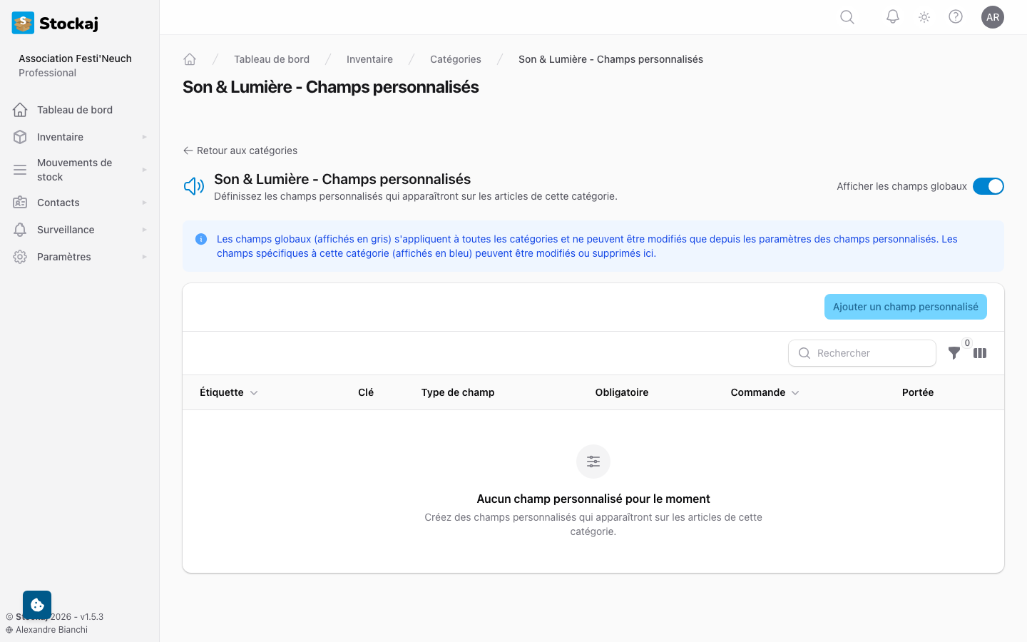 L'interface de gestion des champs personnalisés pour une catégorie